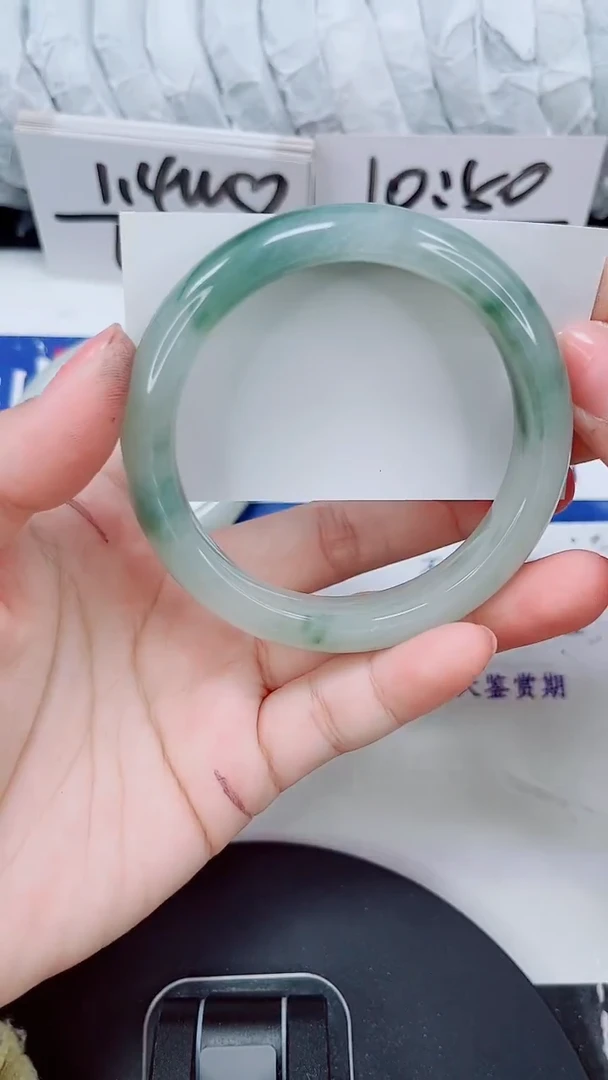 未镶嵌手镯石英质玉232-57/58