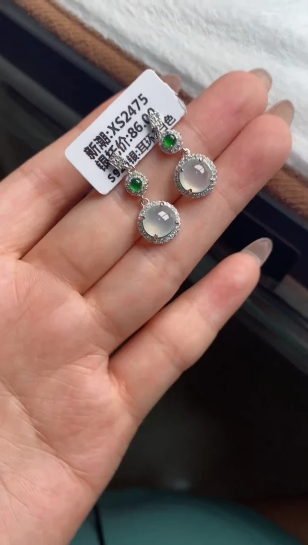 翡翠戒指银S925镶嵌天然A货翡翠