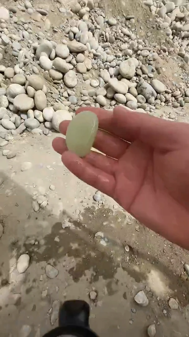 颈饰未镶嵌和田玉003