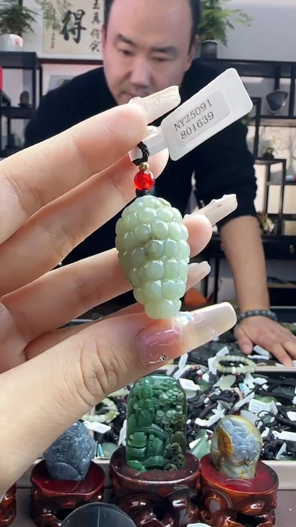 颈饰未镶嵌和田玉1639