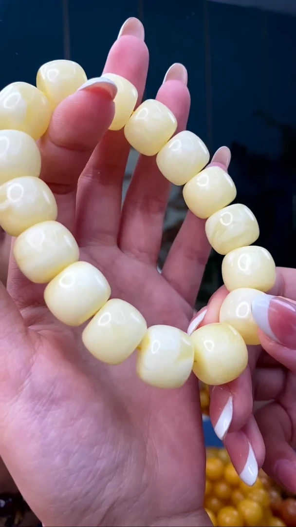 裸石琥珀未镶嵌12/11多样性发其一