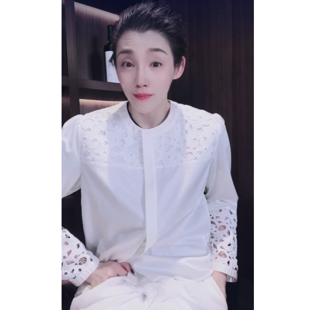 镂空剪花 衬衫 CS0649