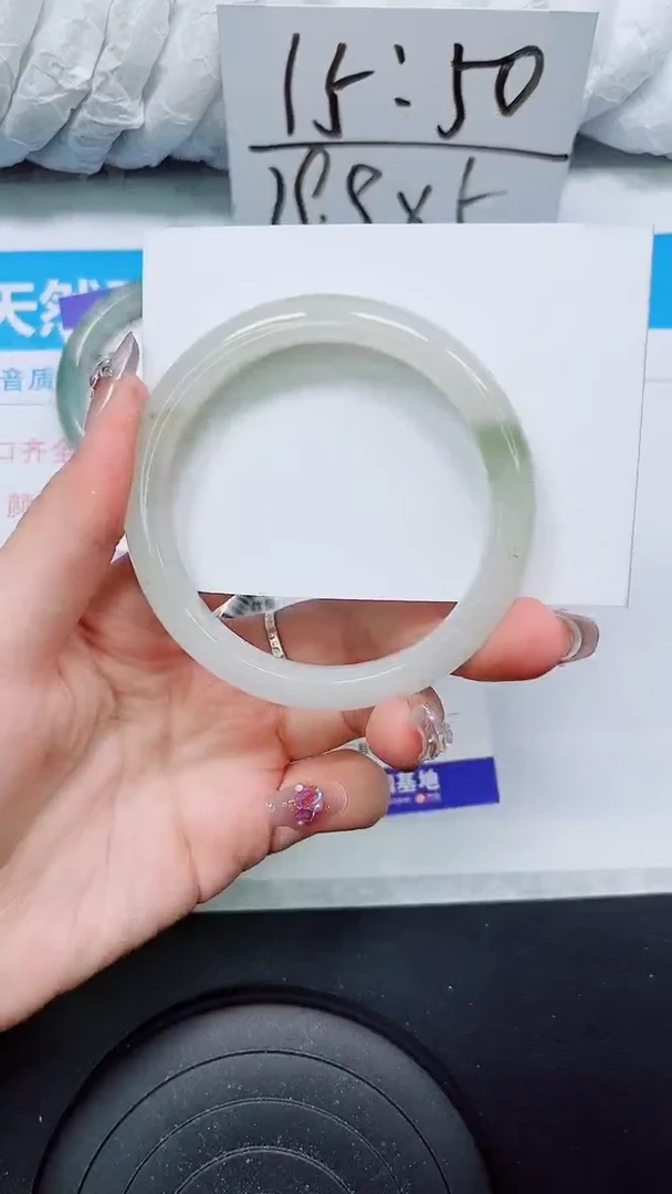 【闪购商品】石英质玉手镯未镶嵌S193-60/61