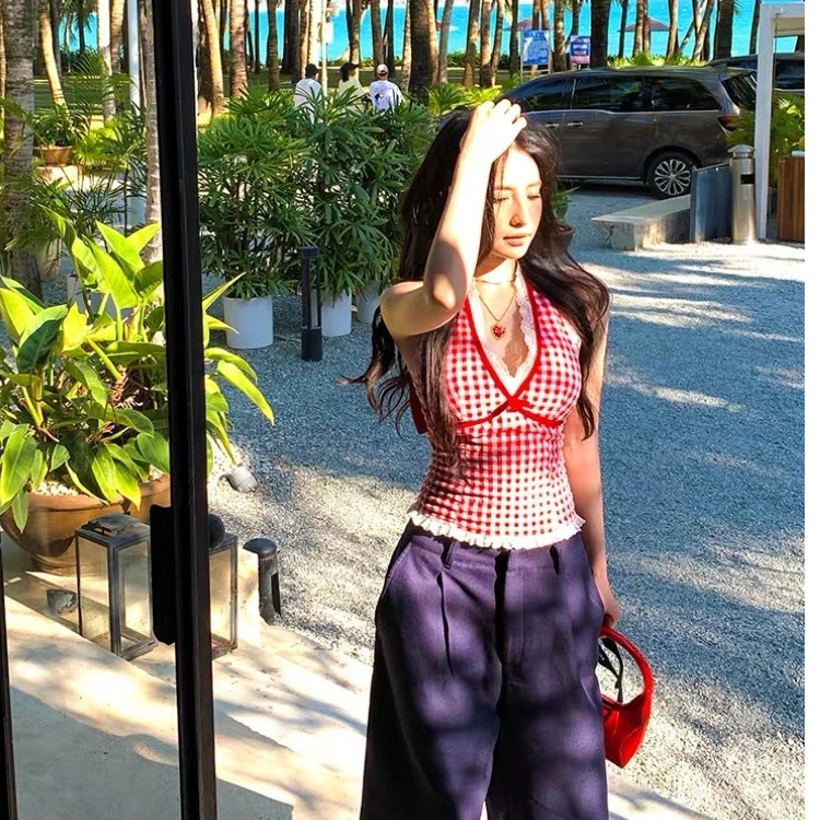 性感辣妹蕾丝花边挂脖吊带背心女春季新款蝴蝶结系带修身短款上衣