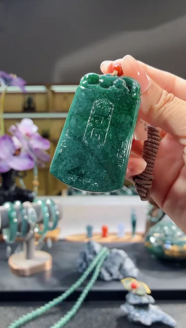 吊坠(不含链)未镶嵌翡翠仿古牌