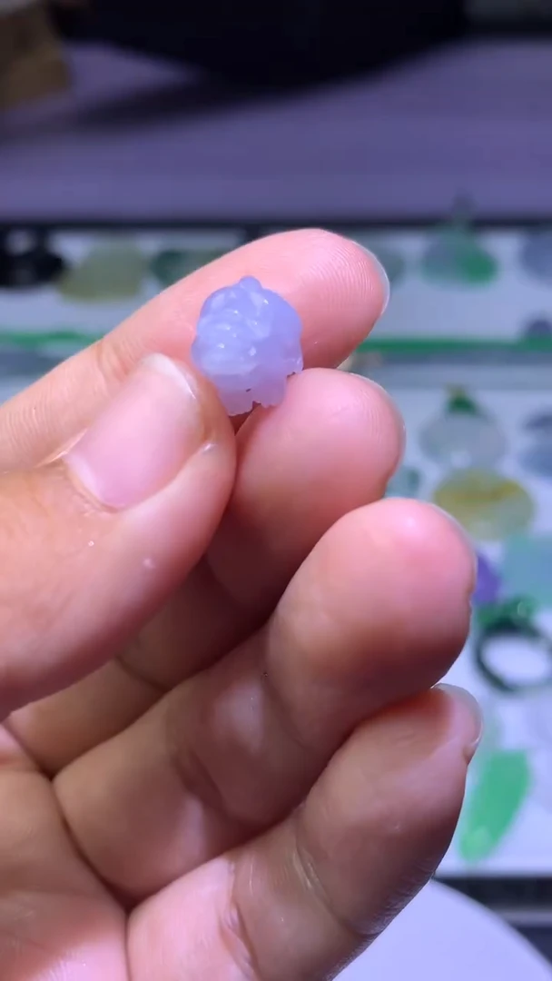 未镶嵌定制翡翠毛货