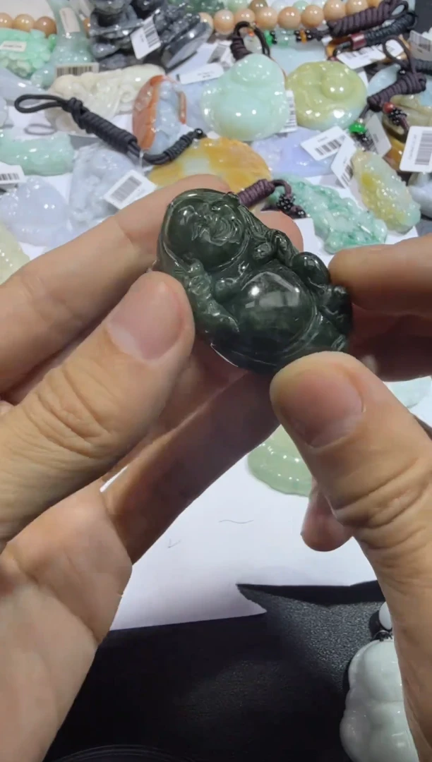 【闪购商品】翡翠颈饰未镶嵌00005113