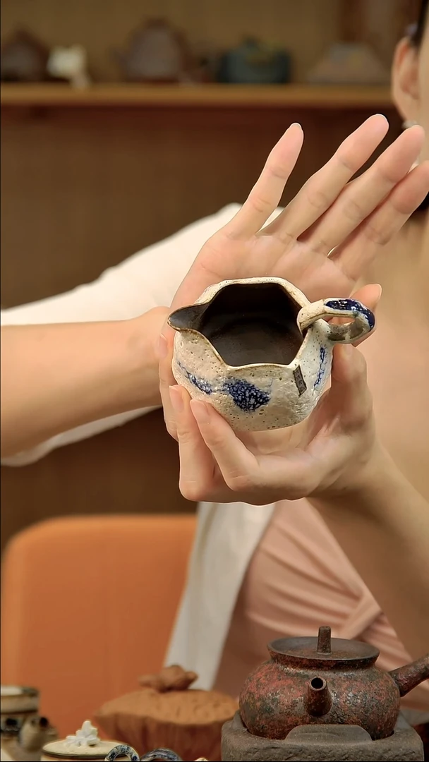 言野手作  粉引六方公道杯