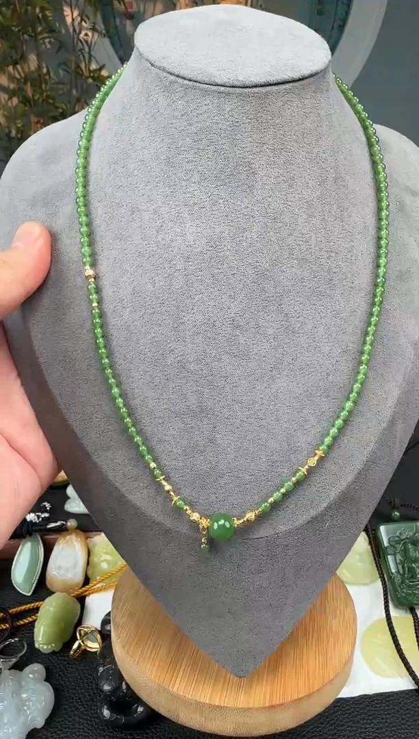 和田玉未镶嵌挂件和田玉