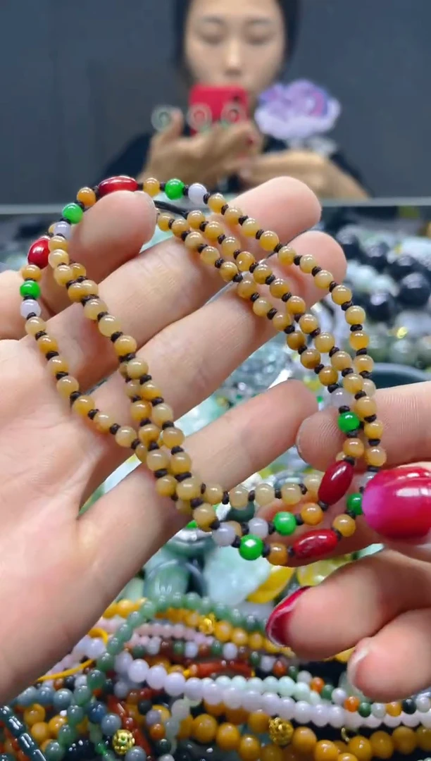 颈饰未镶嵌翡翠3mm/Q/翡翠A货，一件也是批发价