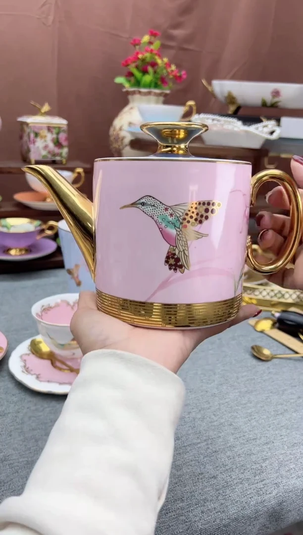 【闪购商品】卡特兰茶壶，。，。，。