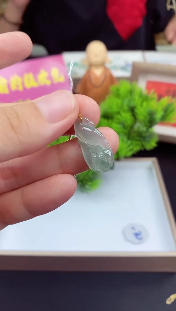 吊坠(不含链)18K金镶嵌翡翠兰花多样性发其一@@CMT