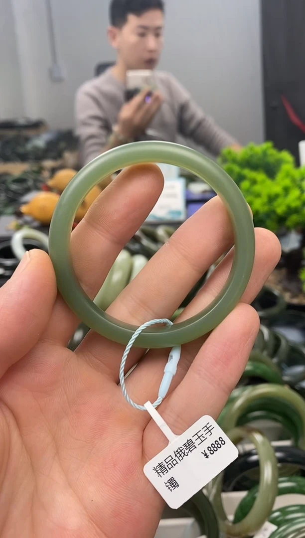 未镶嵌手镯和田玉52