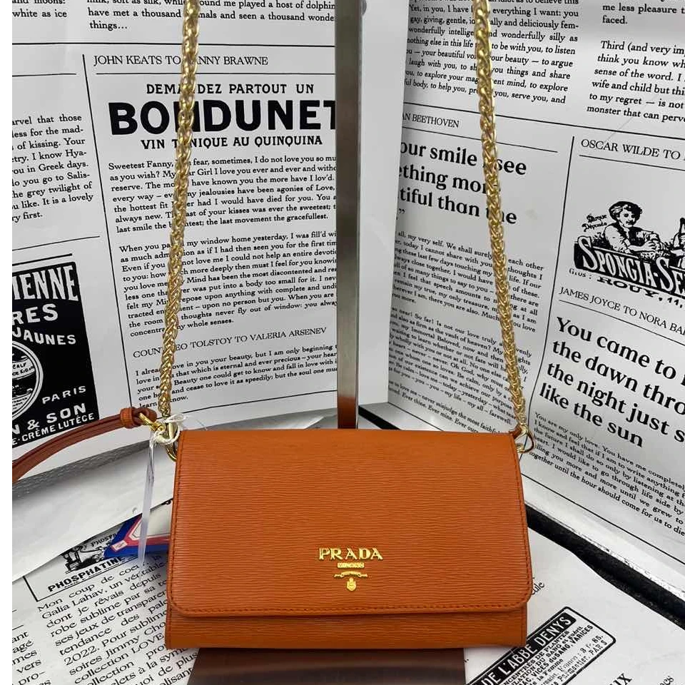 95新 Prada/普拉达 黄色钱包/FYYW06314583/4583