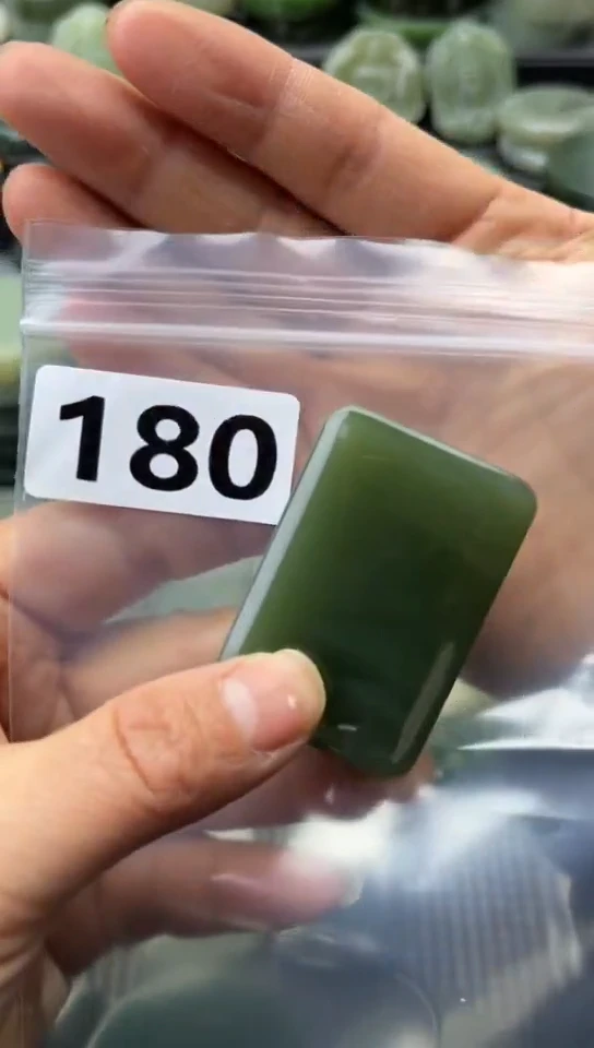 未镶嵌和田玉珠宝半成品牌子