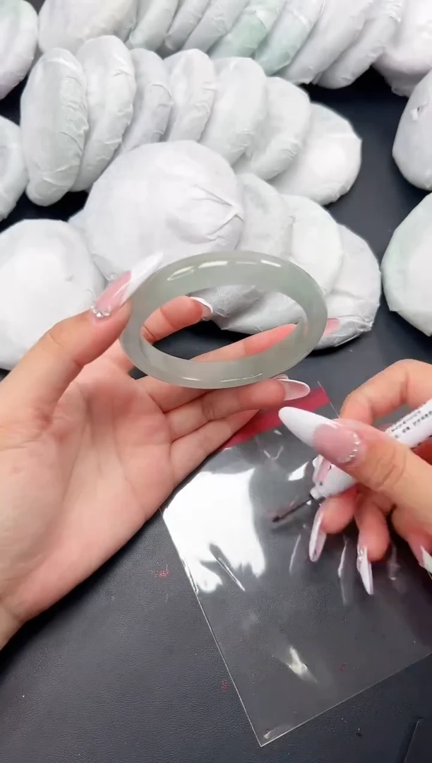 精品手镯，一物一拍O-044