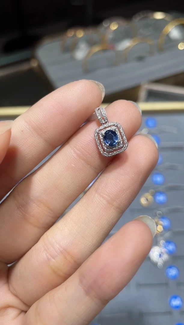 吊坠(不含链)蓝宝石18K金镶嵌1