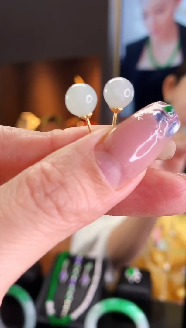 【闪购商品】翡翠耳饰未镶嵌耳饰