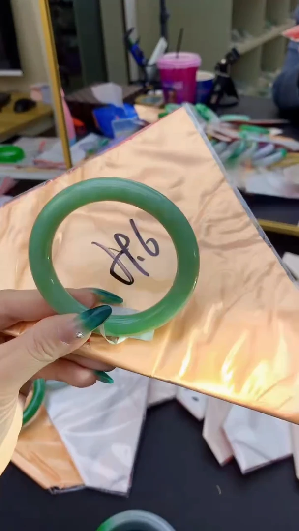 【闪购商品】翡翠手镯未镶嵌0548574785