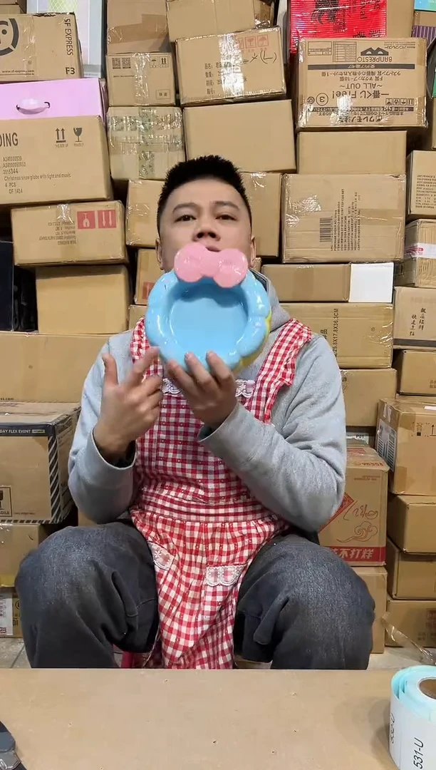 【闪购商品】杯蛋糕蝴蝶结甜甜圈狗粮碗