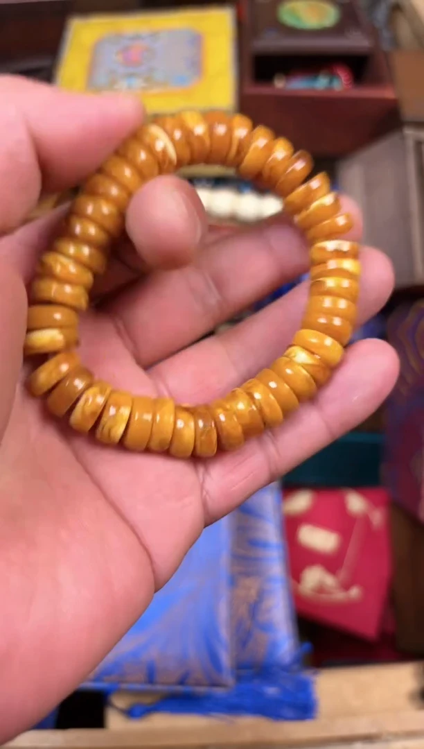 【闪购商品】蜜蜡耳饰未镶嵌-----------------