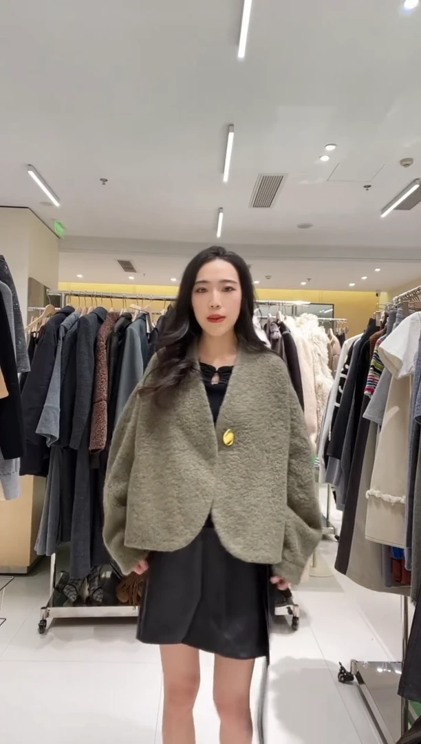 GUDDLABB茧型短外套 F