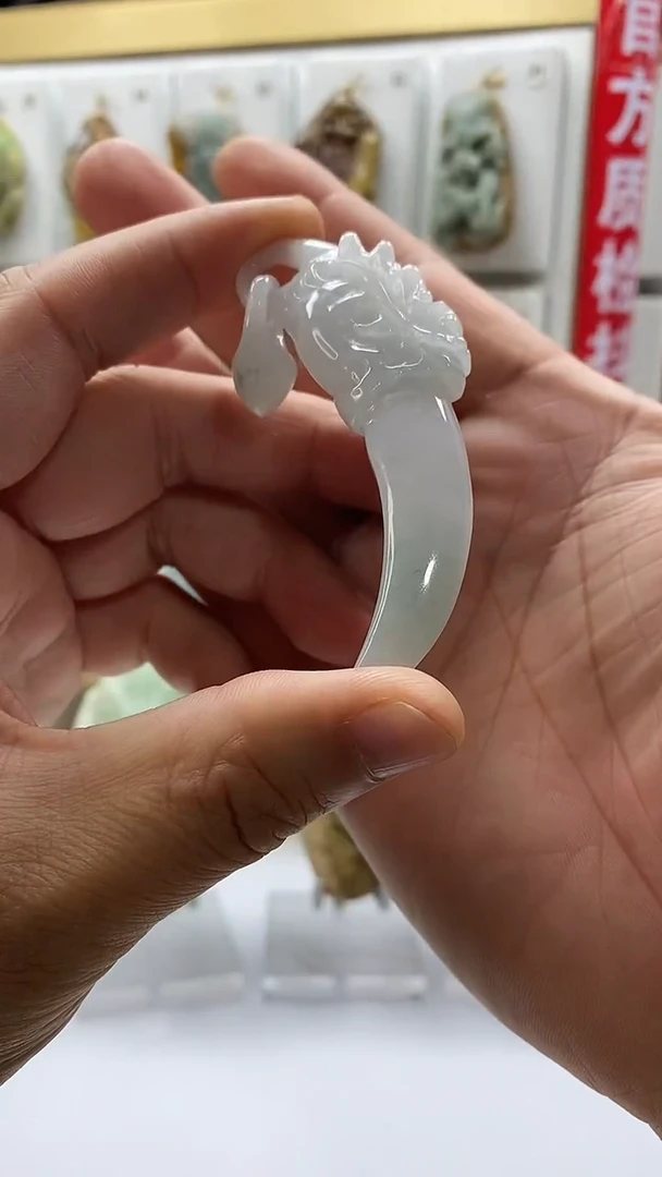 颈饰未镶嵌翡翠翡翠A货2025/12/13