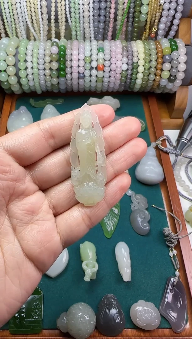 【闪购商品】和田玉无未镶嵌佛吊坠