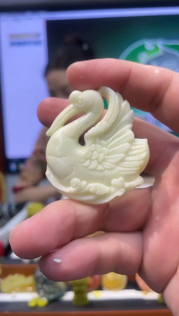 【闪购商品】岫玉吊坠未镶嵌多样性发货*拍一发一