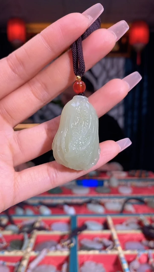 【闪购商品】和田玉颈饰未镶嵌白菜