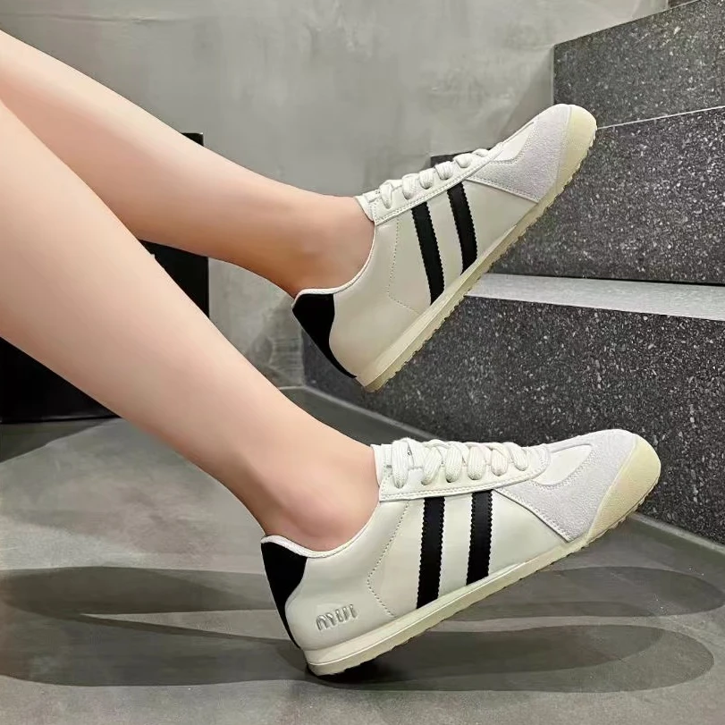 新款德训鞋女款2025爆款鞋子女软底不累脚平底鞋经典款显脚小轻便