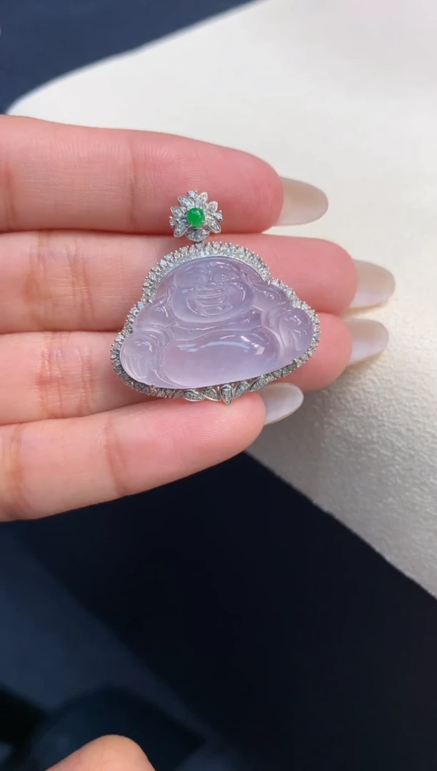 颈饰18K金镶嵌翡翠1