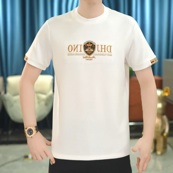【麦炫严选】夏季新款圆领男蜜蜂刺绣休闲百搭高棉简约短袖T恤25121