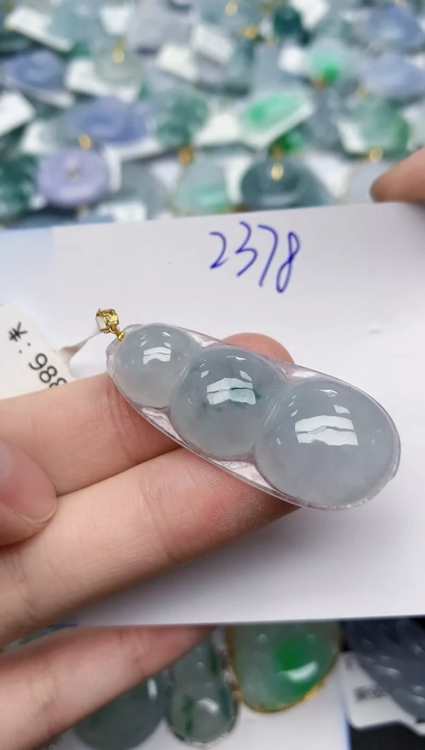 颈饰18K金镶嵌翡翠天然缅甸A货翡翠百元以上9元证书费自理