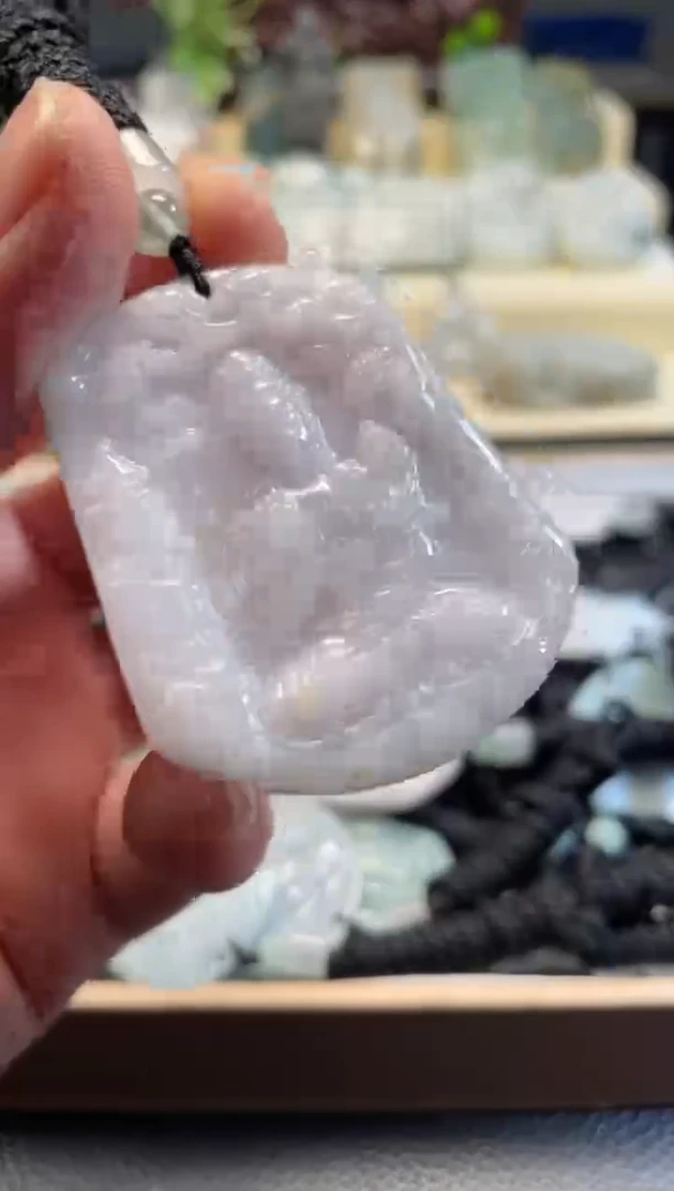 颈饰未镶嵌翡翠11/22/022