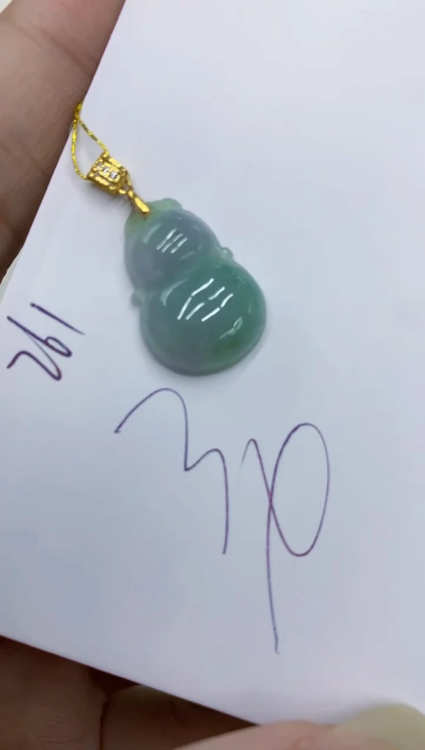 翡翠未镶嵌颈饰11111111111