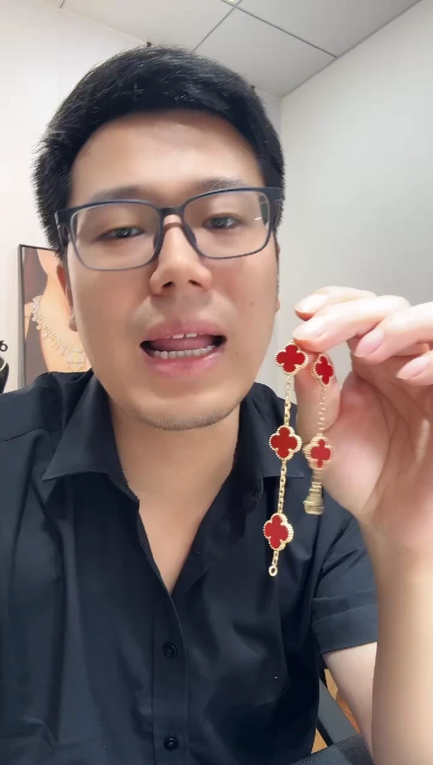 玛瑙/玉髓手链18K金镶嵌飞**猫红色k黄，五花手链GHJ24版
