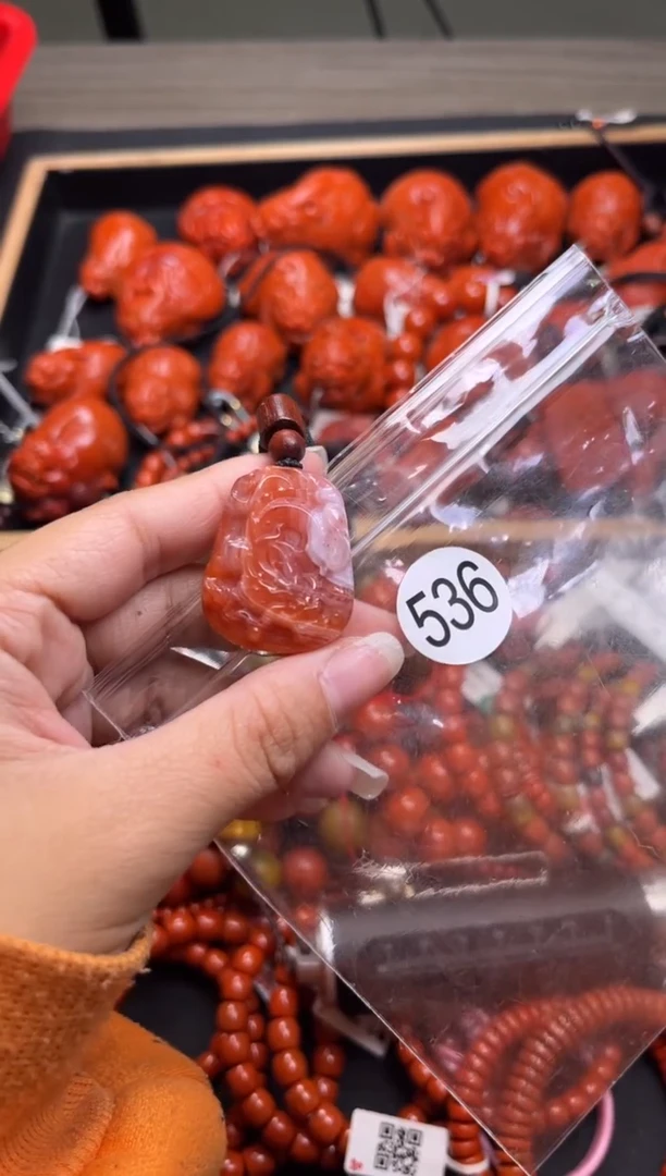【闪购商品】南红玛瑙珠宝奇石未镶嵌536