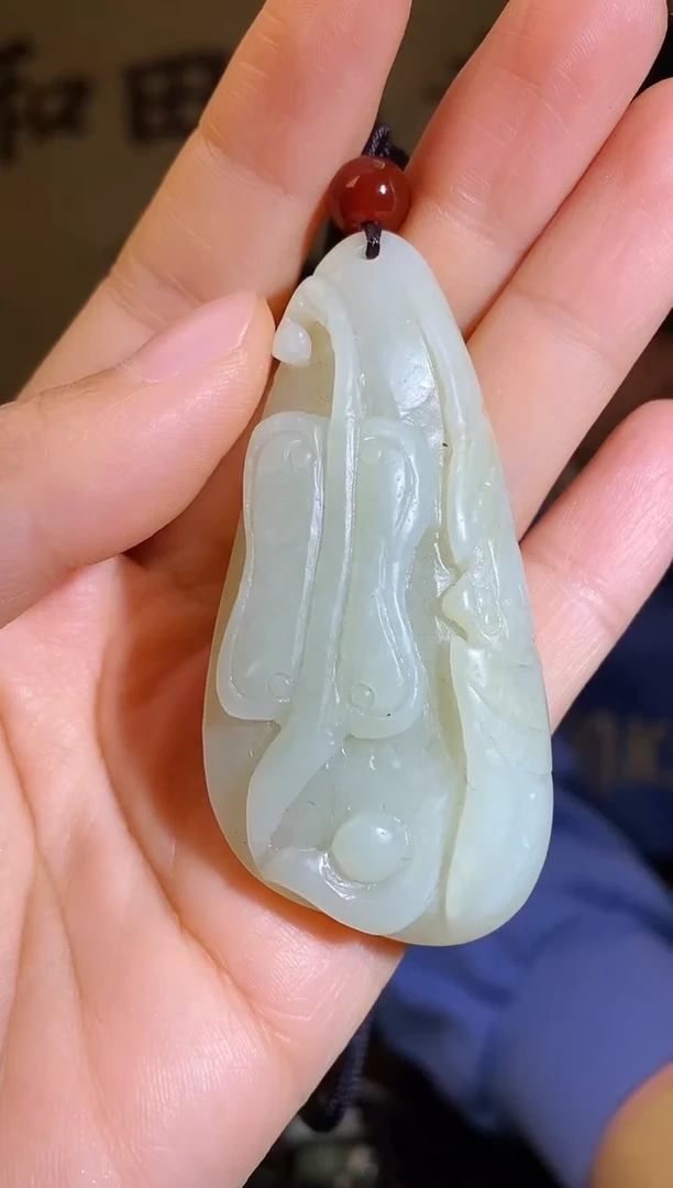 颈饰未镶嵌和田玉1