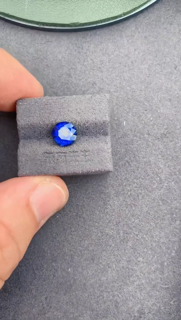 未镶嵌裸石定制蓝宝石2.2ct 皇家蓝蓝宝石 定制