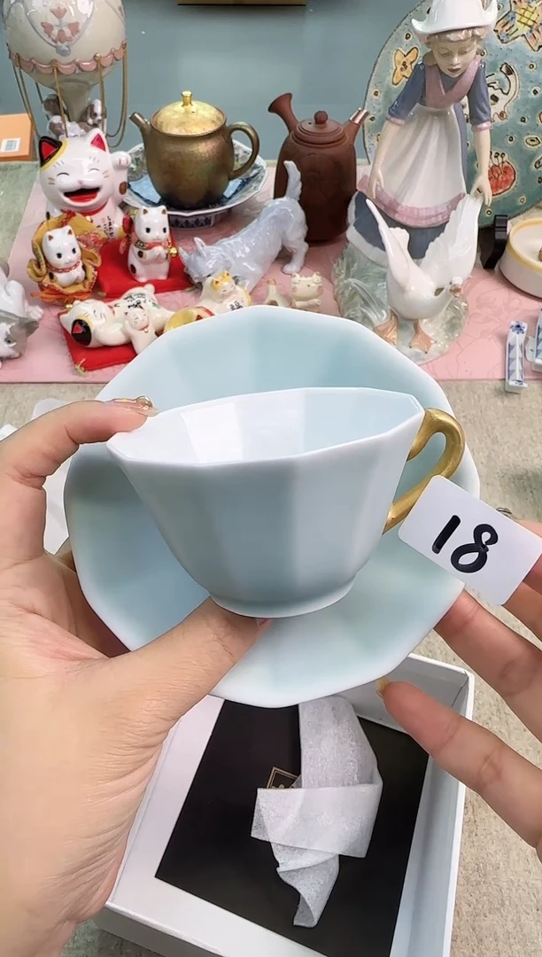 瓷片泡泡家的瓷器真好看