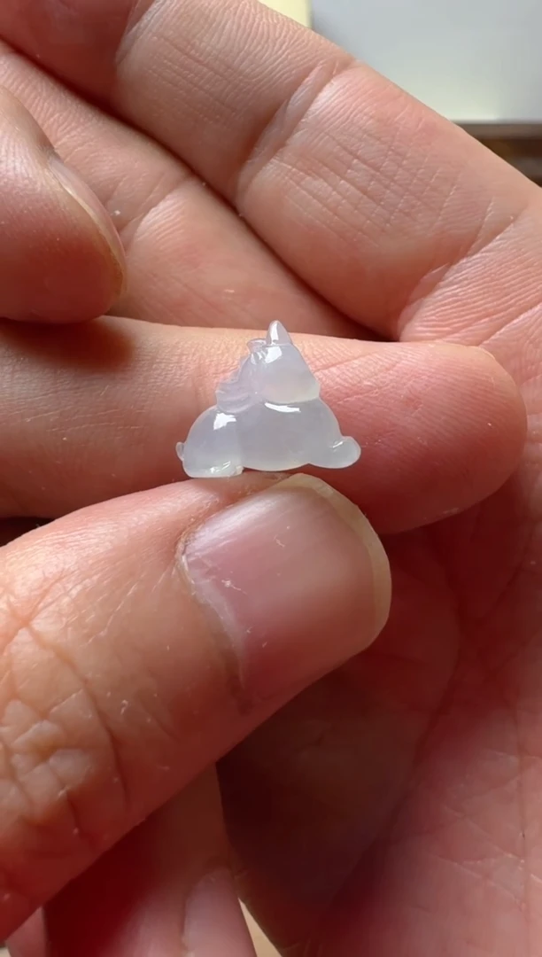 【闪购商品】翡翠颈饰未镶嵌小马