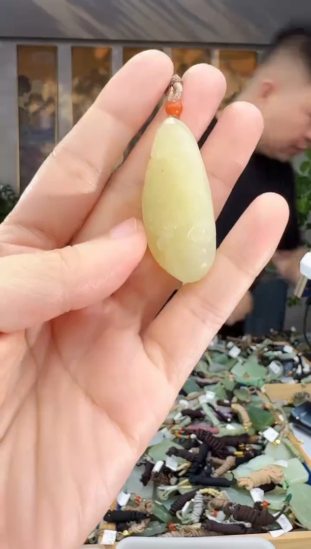 未镶嵌和田玉挂件拍一发一
