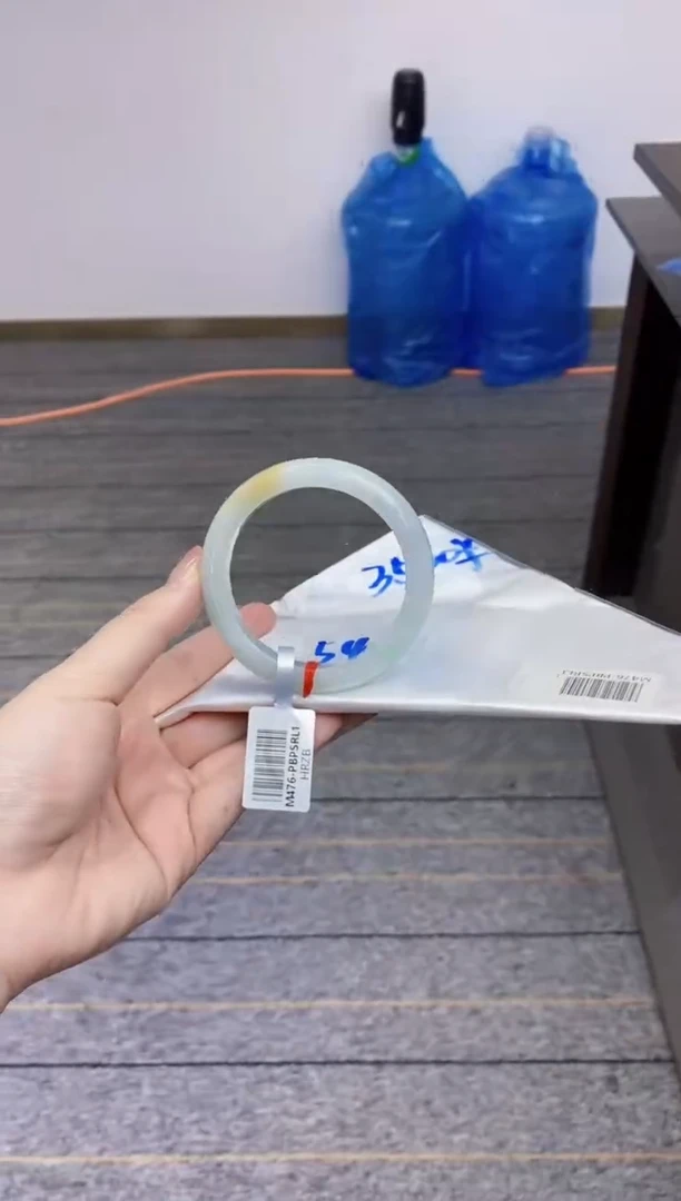 【闪购商品】翡翠手镯未镶嵌1111111111111