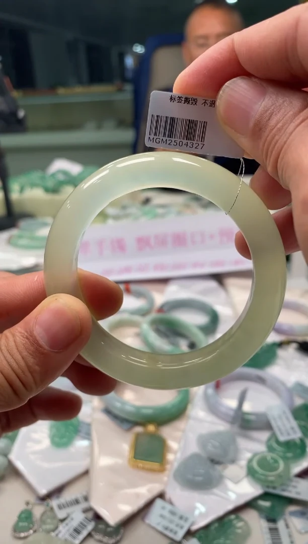 未镶嵌蛇纹石玉手镯三哥专属链接圈口58 编码4327 多样性发其一