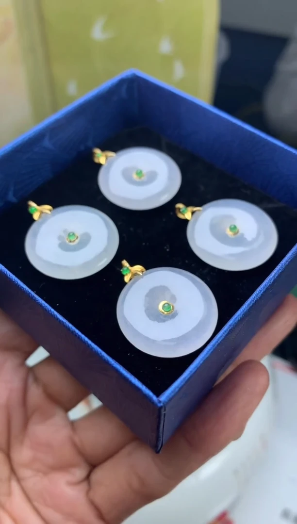 颈饰未镶嵌翡翠（多样性发一）chh高货平安扣