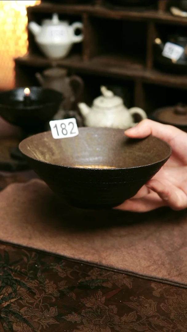 紫砂全手工侘寂风深斗笠壶承