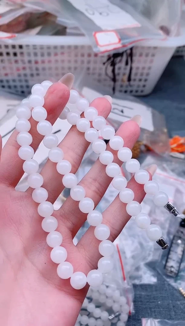 和田玉未镶嵌颈饰多样性发拍一发一