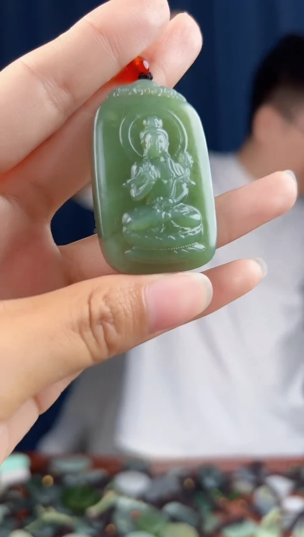 未镶嵌和田玉挂件拍一发一，多样性发货