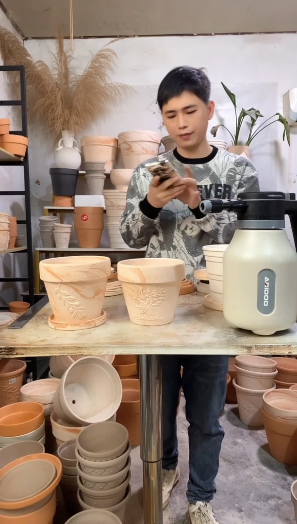 14*13玛奇朵浮雕 2盆2托